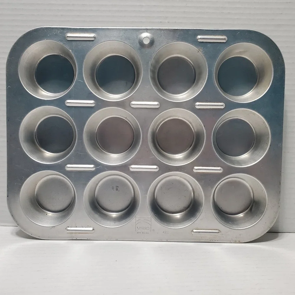 Vintage Mirro Aluminum Muffin Cupcake Pan Made in USA Retro Bakeware Tin 12 Hole